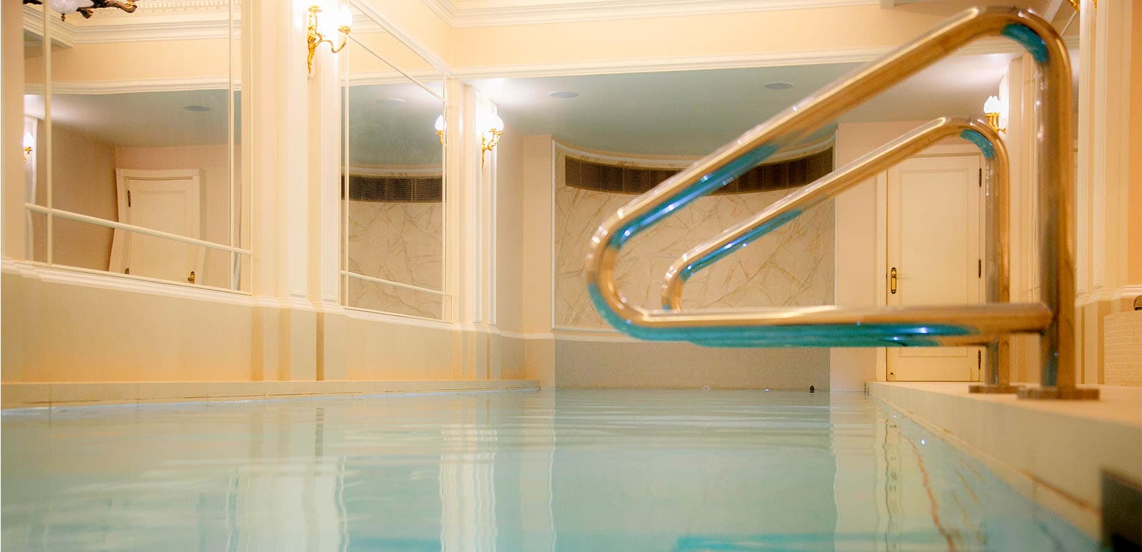 SwimWayPools QUEENSGATE04